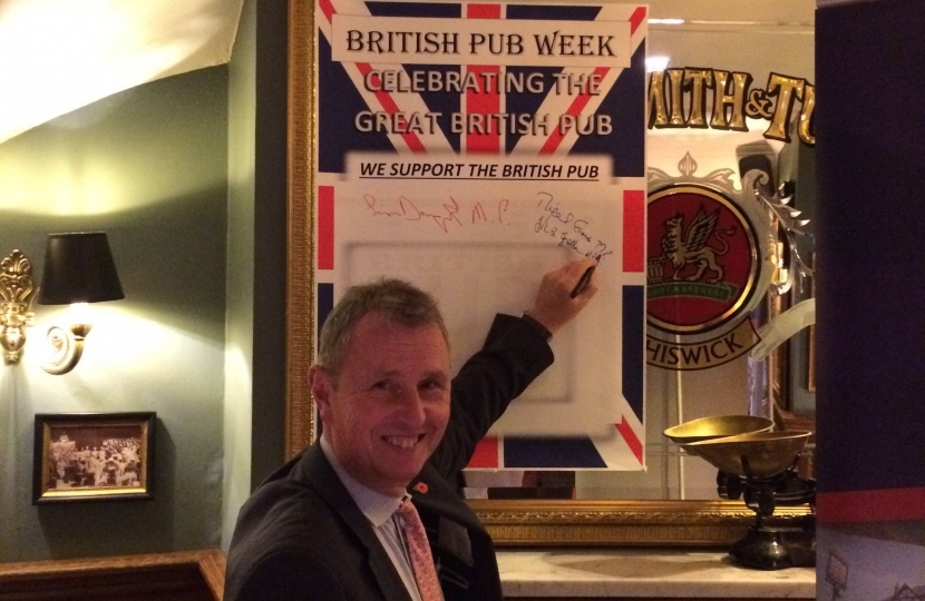 Nigel attended the Red Lion, Westminster.